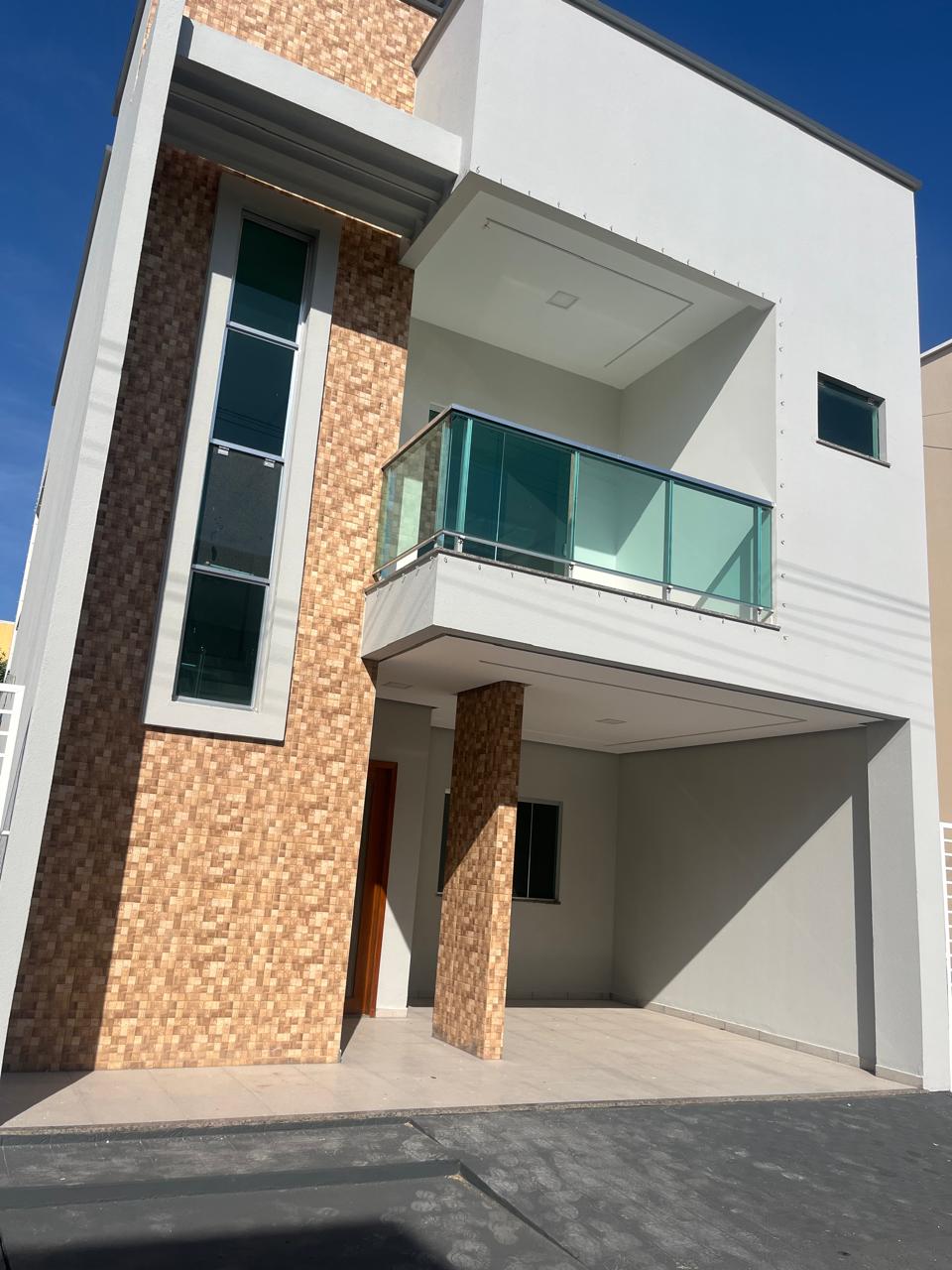 Casa no Residencial Anthony Carvalho – 2 Suítes e Excelente Localização
